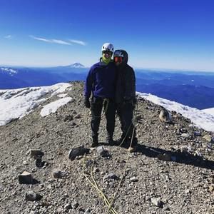 Meet your Posher, Hunter